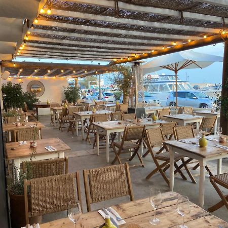 Les Vagues Hotel Saintes-Maries-de-la-Mer Exterior foto